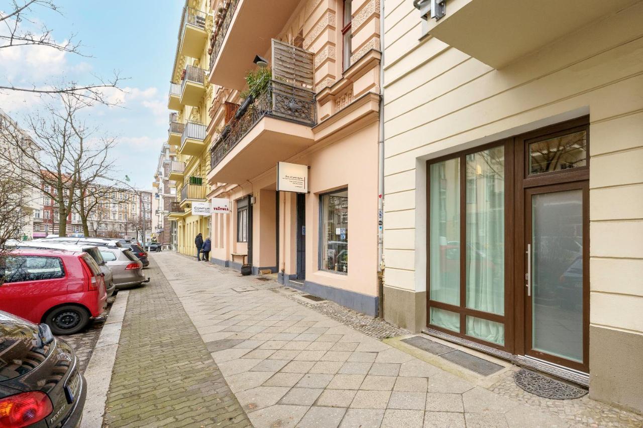 The Koburger Vh, For Up To 4 With High Bed Appartement Berlijn